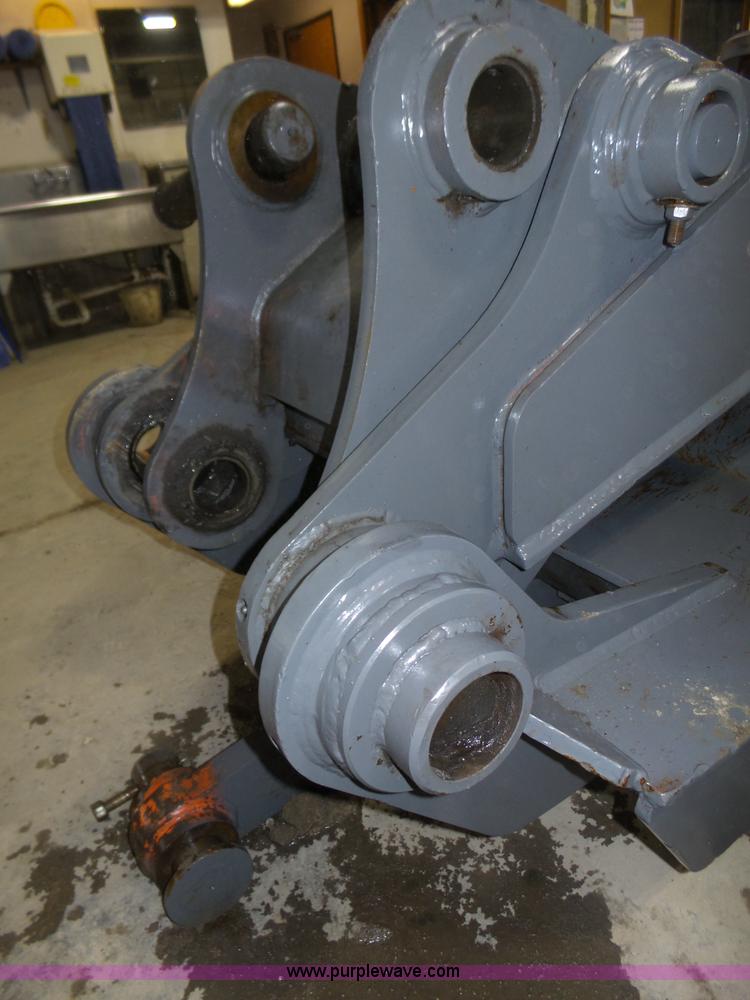 image for item J8819 NPK GR2530 excavator grapple attachment