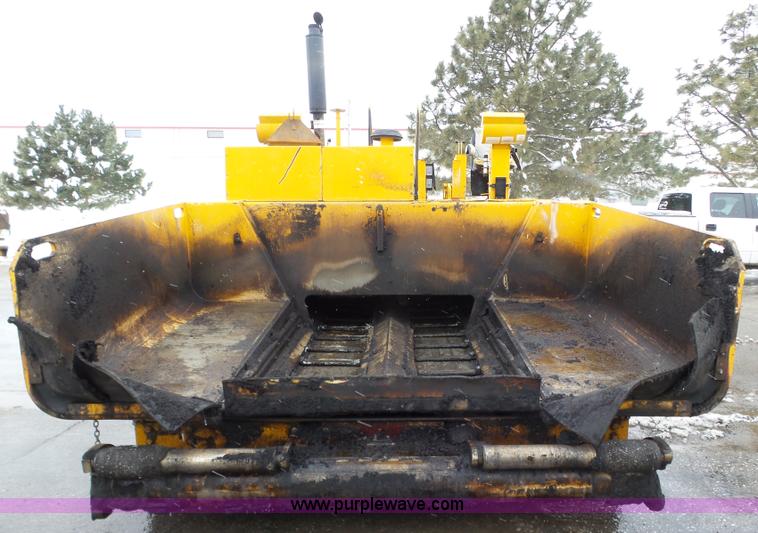 image for item J8823 2003 Blaw Knox PF-5510 asphalt paver