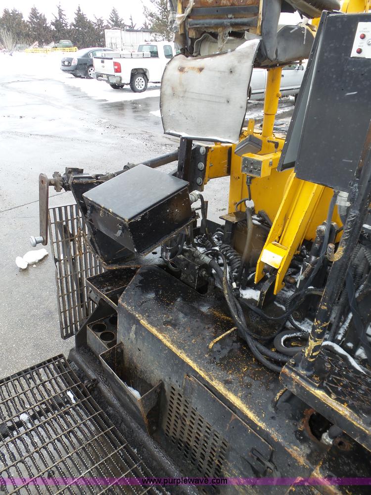 image for item J8823 2003 Blaw Knox PF-5510 asphalt paver