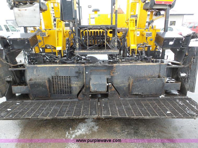 image for item J8823 2003 Blaw Knox PF-5510 asphalt paver