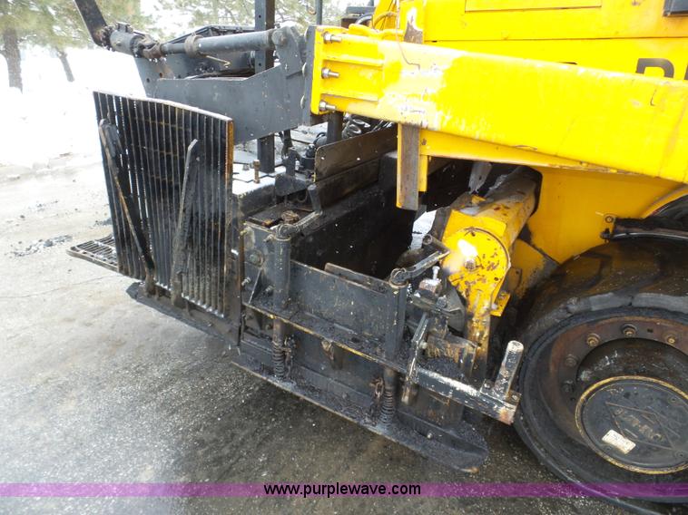 image for item J8823 2003 Blaw Knox PF-5510 asphalt paver