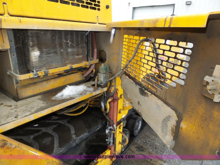 image for item J8823 2003 Blaw Knox PF-5510 asphalt paver