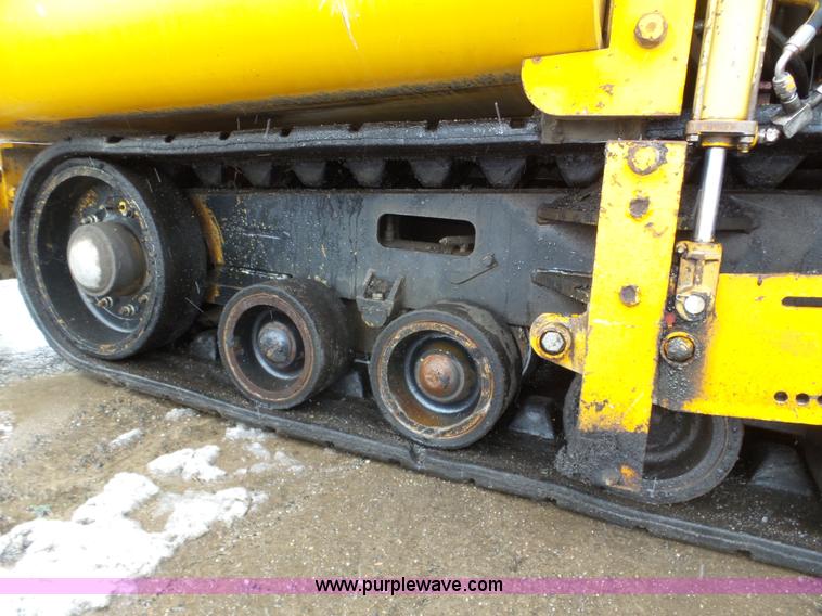 image for item J8823 2003 Blaw Knox PF-5510 asphalt paver