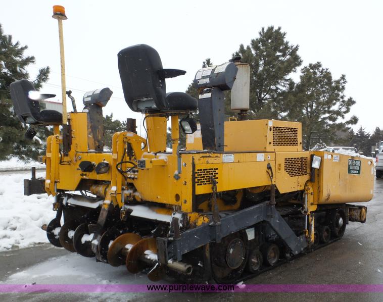 image for item J8824 2003 Blaw Knox PF-5510 asphalt paver