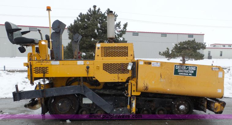 image for item J8824 2003 Blaw Knox PF-5510 asphalt paver