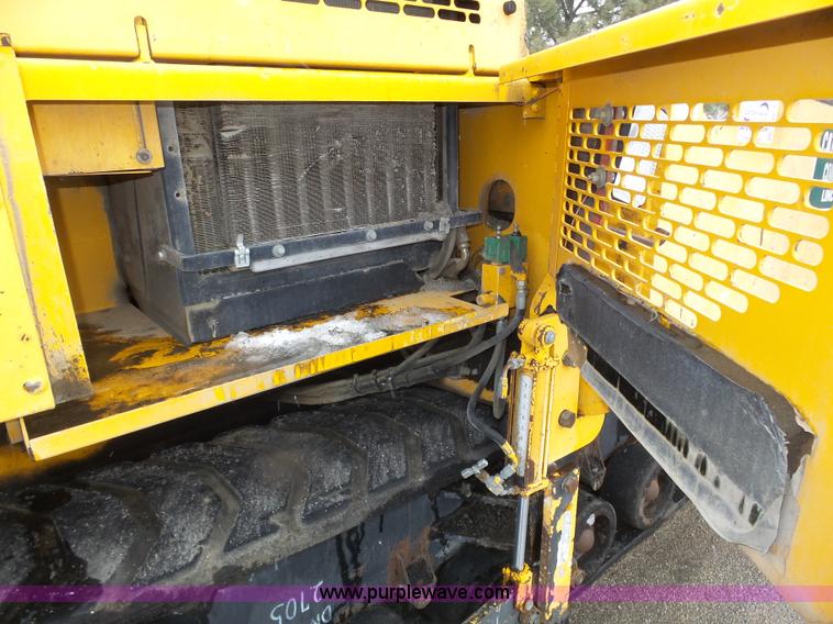 image for item J8824 2003 Blaw Knox PF-5510 asphalt paver