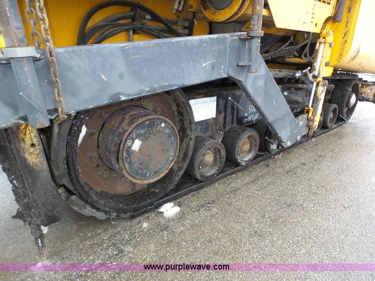 image for item J8824 2003 Blaw Knox PF-5510 asphalt paver