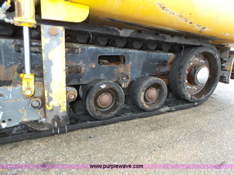 image for item J8824 2003 Blaw Knox PF-5510 asphalt paver