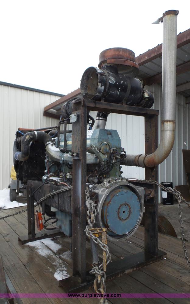 image for item J8825 1995 Detroit Diesel Series 60 11.1L L6 diesel engine