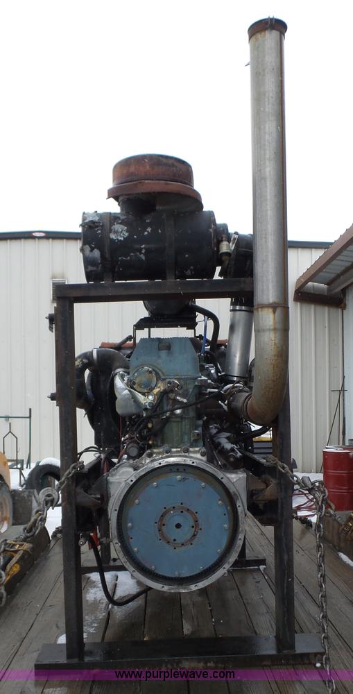 image for item J8825 1995 Detroit Diesel Series 60 11.1L L6 diesel engine