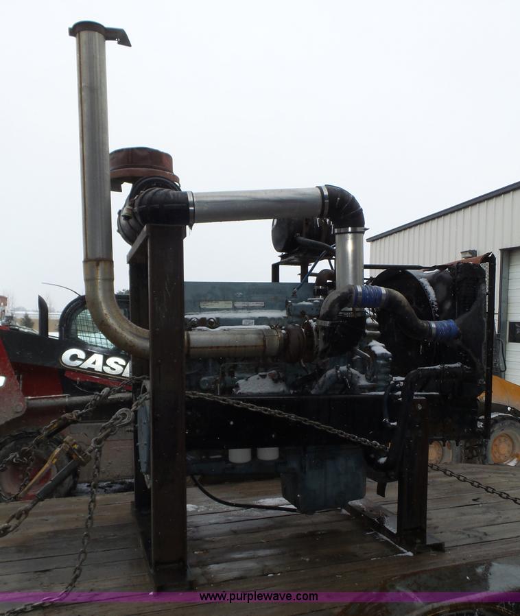 image for item J8825 1995 Detroit Diesel Series 60 11.1L L6 diesel engine