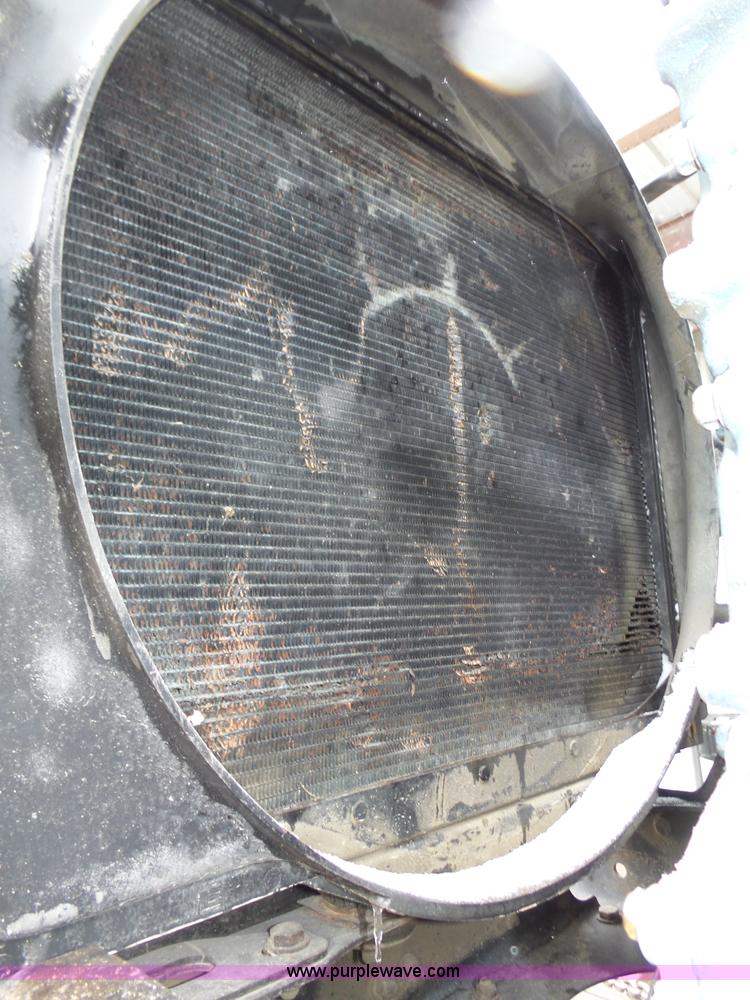 image for item J8825 1995 Detroit Diesel Series 60 11.1L L6 diesel engine