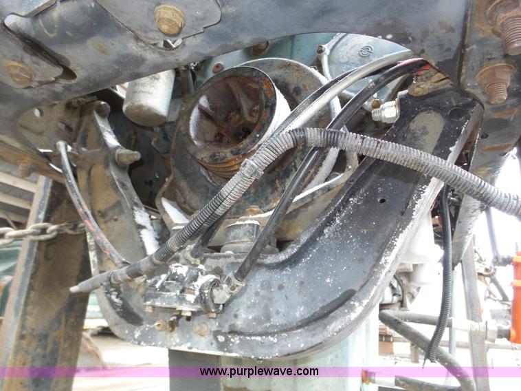 image for item J8825 1995 Detroit Diesel Series 60 11.1L L6 diesel engine