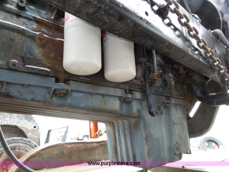 image for item J8825 1995 Detroit Diesel Series 60 11.1L L6 diesel engine