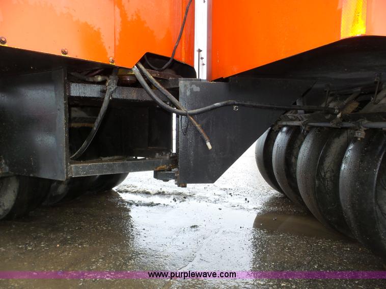 image for item J8826 1997 Bomag BW11RH pneumatic roller