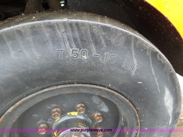 image for item J8826 1997 Bomag BW11RH pneumatic roller