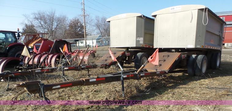 image for item J8873 2007 Cornhusker 800R-9606-713 end dump trailer