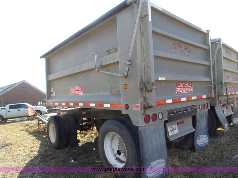 image for item J8873 2007 Cornhusker 800R-9606-713 end dump trailer