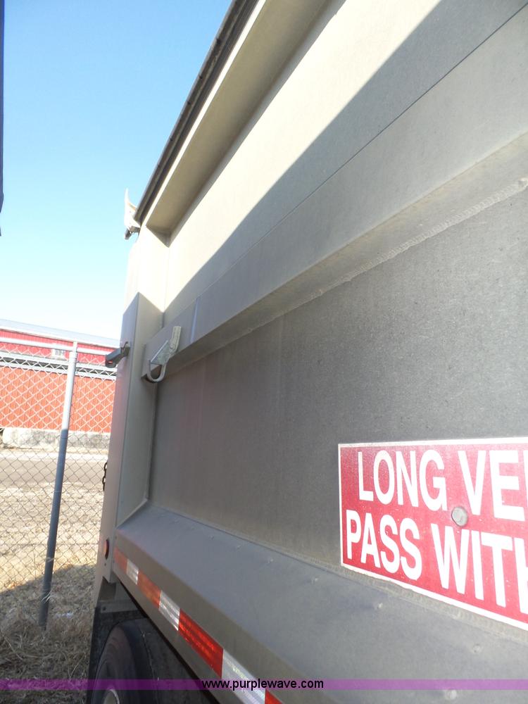 image for item J8873 2007 Cornhusker 800R-9606-713 end dump trailer