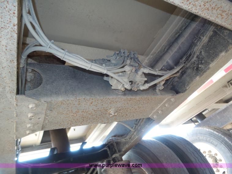 image for item J8873 2007 Cornhusker 800R-9606-713 end dump trailer