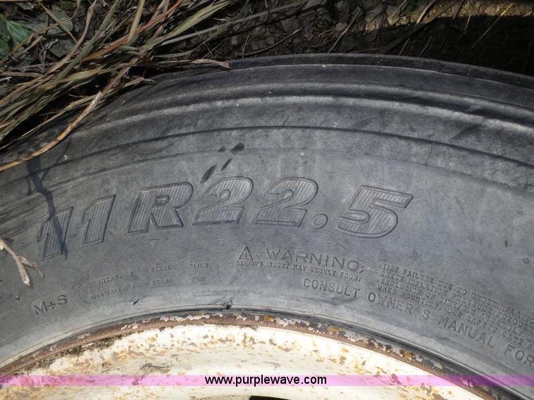 image for item J8873 2007 Cornhusker 800R-9606-713 end dump trailer