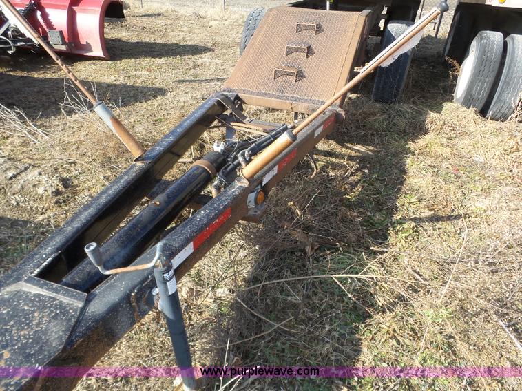 image for item J8874 2007 Cornhusker 800R-91206-714 end dump trailer