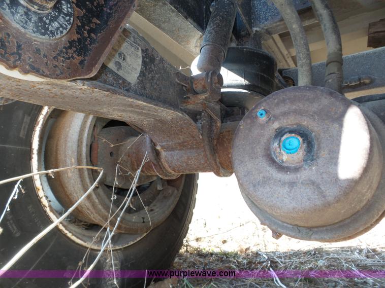 image for item J8874 2007 Cornhusker 800R-91206-714 end dump trailer