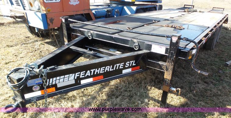 image for item J8875 2005 Featherlite 5590 equipment trailer