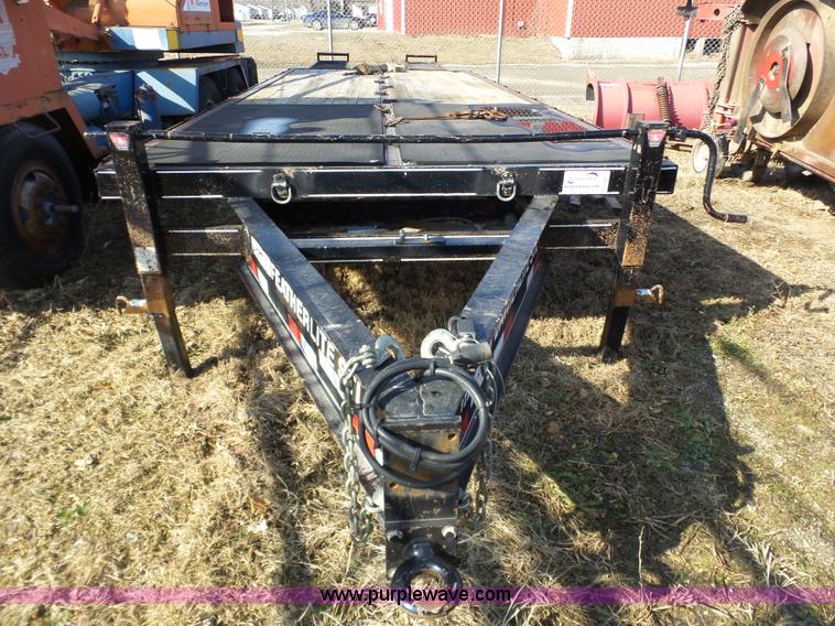 image for item J8875 2005 Featherlite 5590 equipment trailer