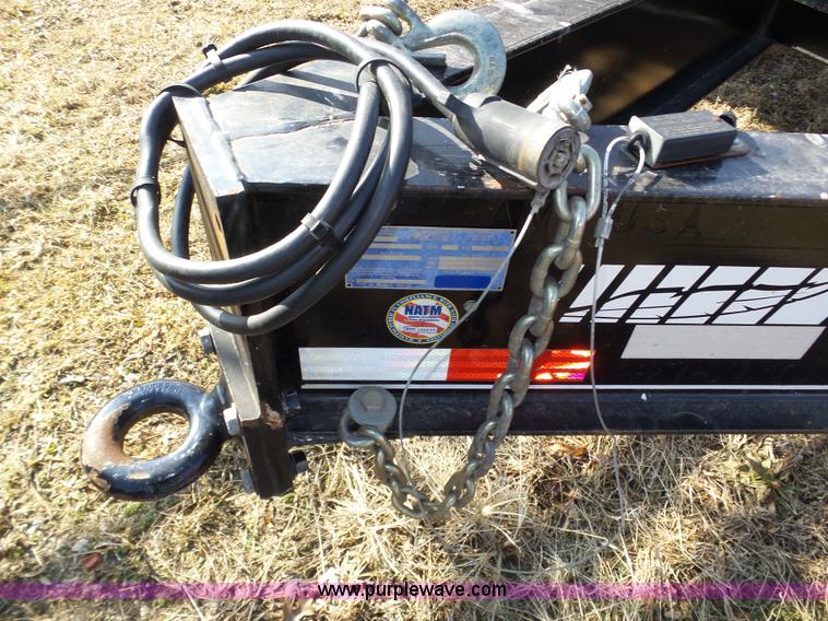 image for item J8875 2005 Featherlite 5590 equipment trailer