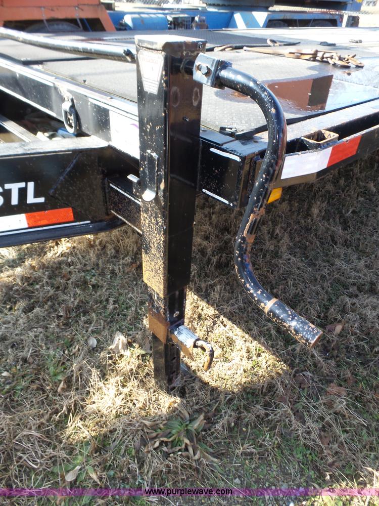 image for item J8875 2005 Featherlite 5590 equipment trailer