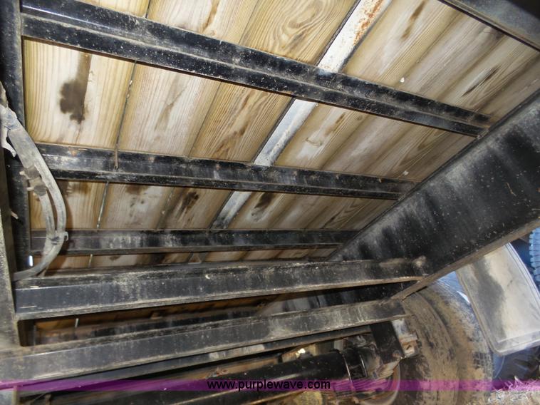 image for item J8875 2005 Featherlite 5590 equipment trailer