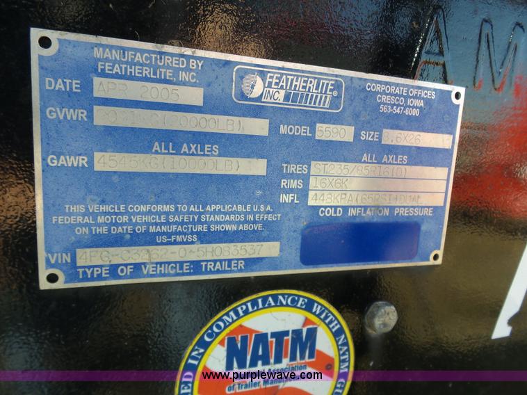 image for item J8875 2005 Featherlite 5590 equipment trailer