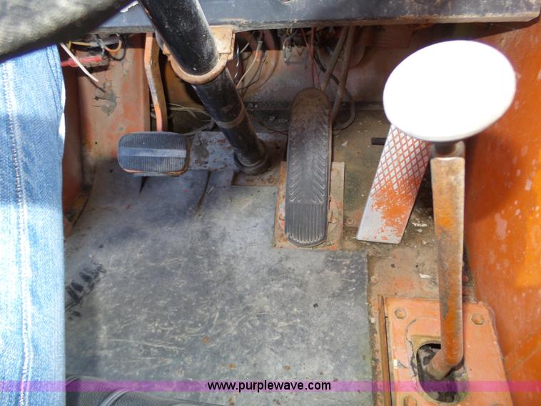 image for item J8876 1977 Bantam T350A crane truck