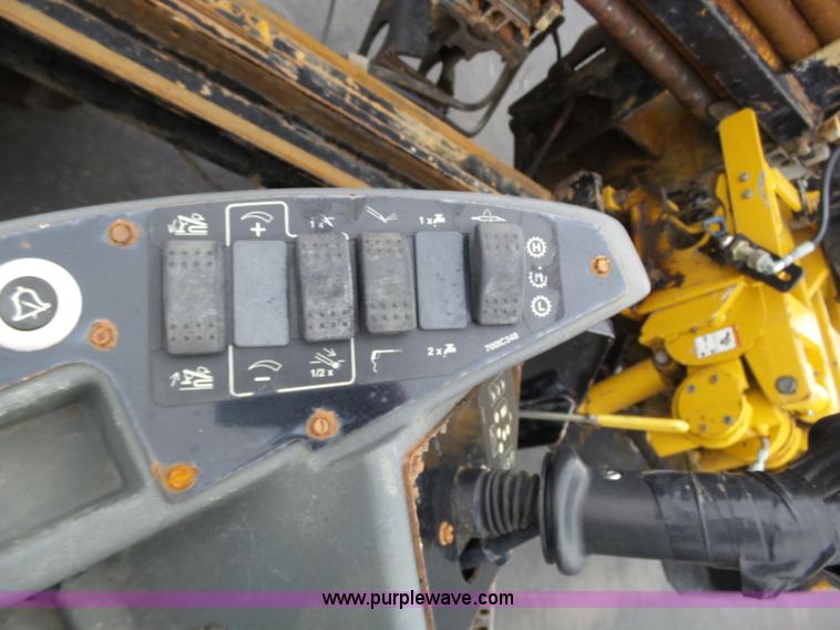 image for item K1270 2009 Vermeer D24X40 Series II directional drill