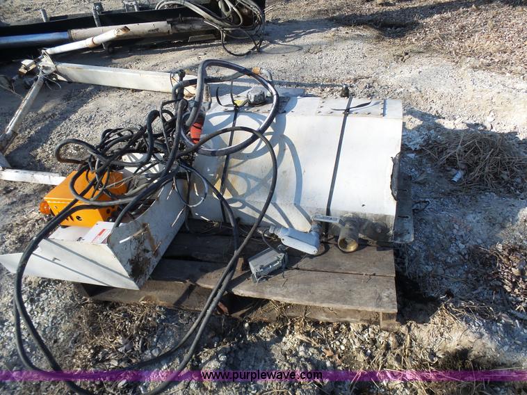 image for item K4252 Theam auxiliary concrete conveyor