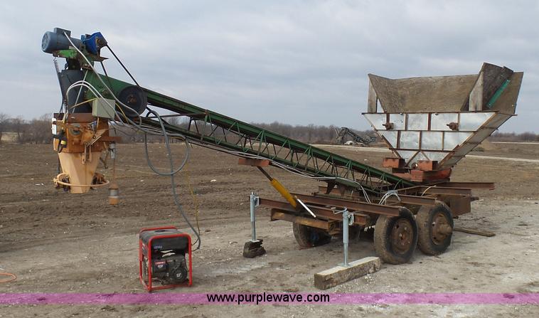 image for item K4255 Choice Bagging Equipment GB Scale landscape material bagging plant