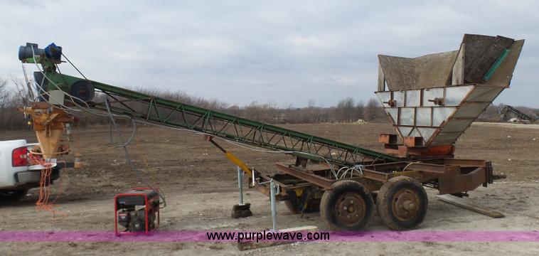 image for item K4255 Choice Bagging Equipment GB Scale landscape material bagging plant