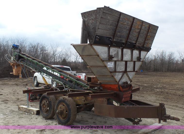 image for item K4255 Choice Bagging Equipment GB Scale landscape material bagging plant