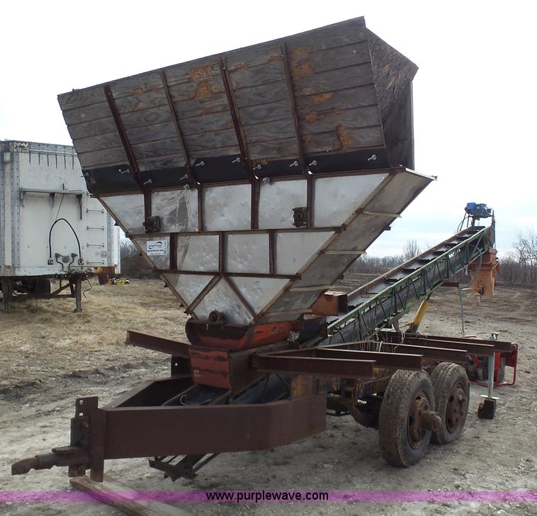 image for item K4255 Choice Bagging Equipment GB Scale landscape material bagging plant