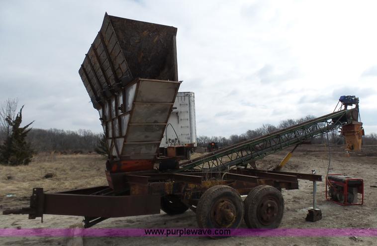 image for item K4255 Choice Bagging Equipment GB Scale landscape material bagging plant