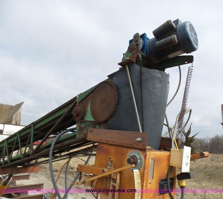 image for item K4255 Choice Bagging Equipment GB Scale landscape material bagging plant