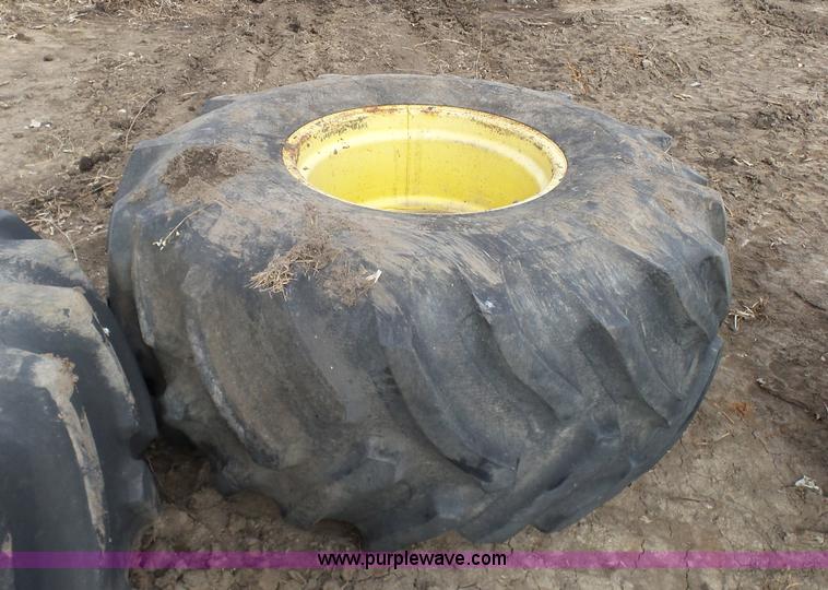 image for item K4256 Assorted tires and wheels