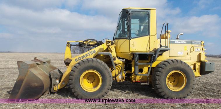 image for item K4258 2000 Komatsu WA250-3MC wheel loader