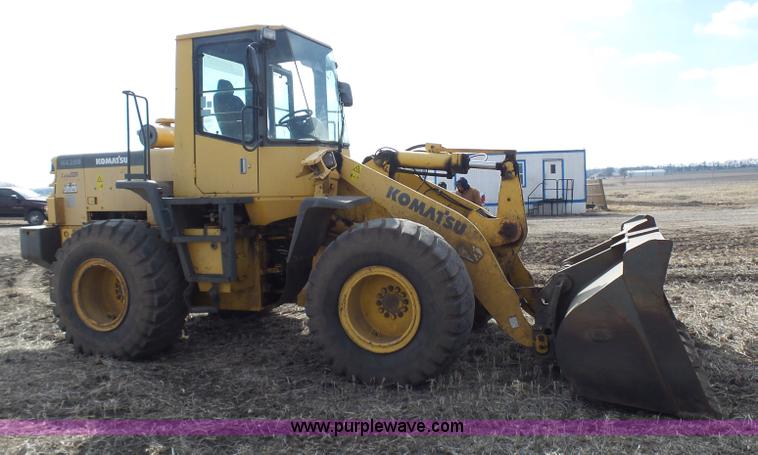 image for item K4258 2000 Komatsu WA250-3MC wheel loader
