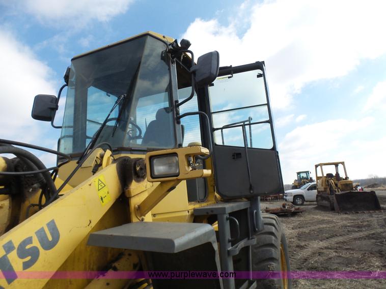 image for item K4258 2000 Komatsu WA250-3MC wheel loader