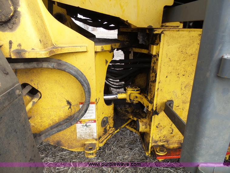 image for item K4258 2000 Komatsu WA250-3MC wheel loader