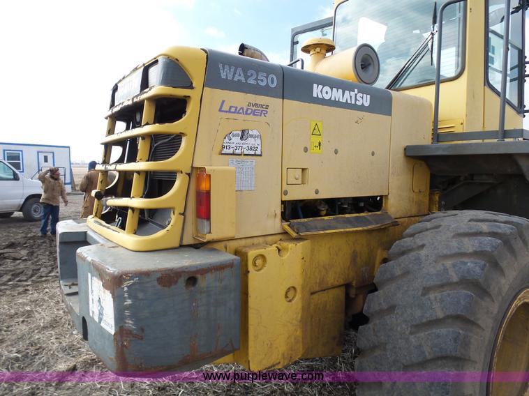 image for item K4258 2000 Komatsu WA250-3MC wheel loader