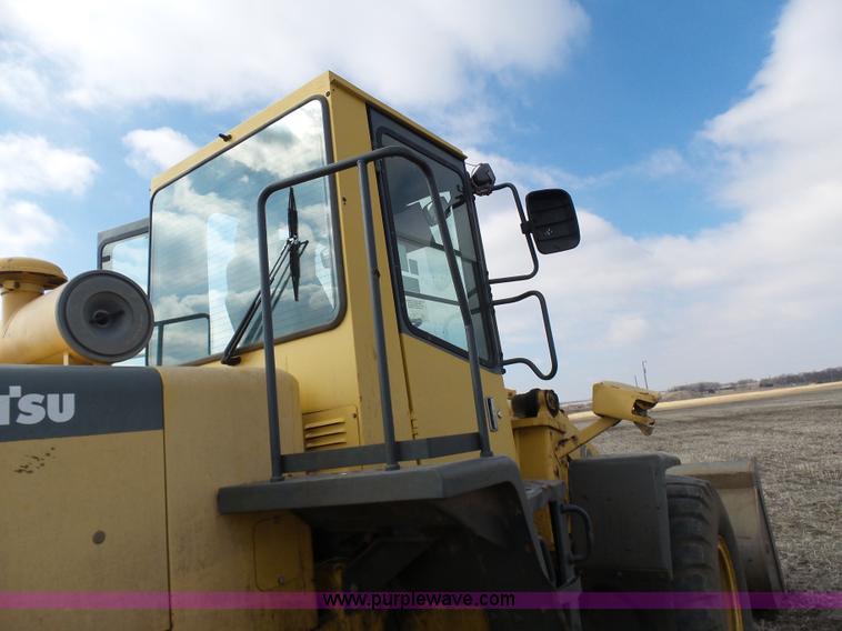 image for item K4258 2000 Komatsu WA250-3MC wheel loader