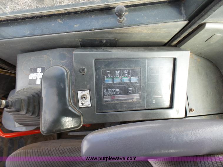 image for item K4258 2000 Komatsu WA250-3MC wheel loader